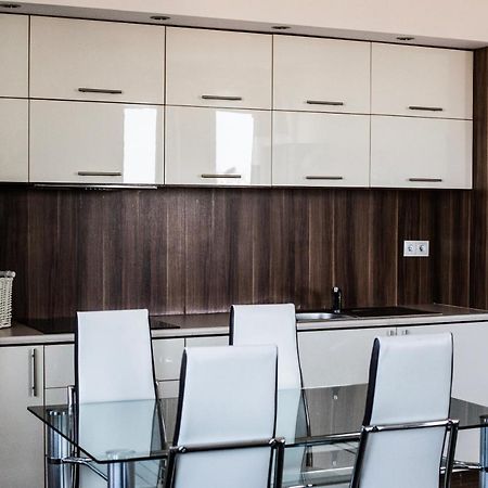 Senator Warsaw Apartments エクステリア 写真
