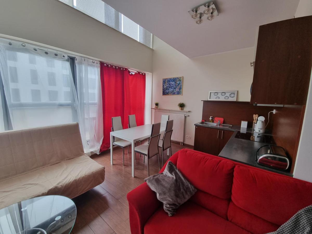 Senator Warsaw Apartments エクステリア 写真
